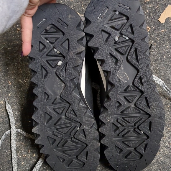 Adidas by Stella McCartney Black Winter Boots - Picture 4 of 4